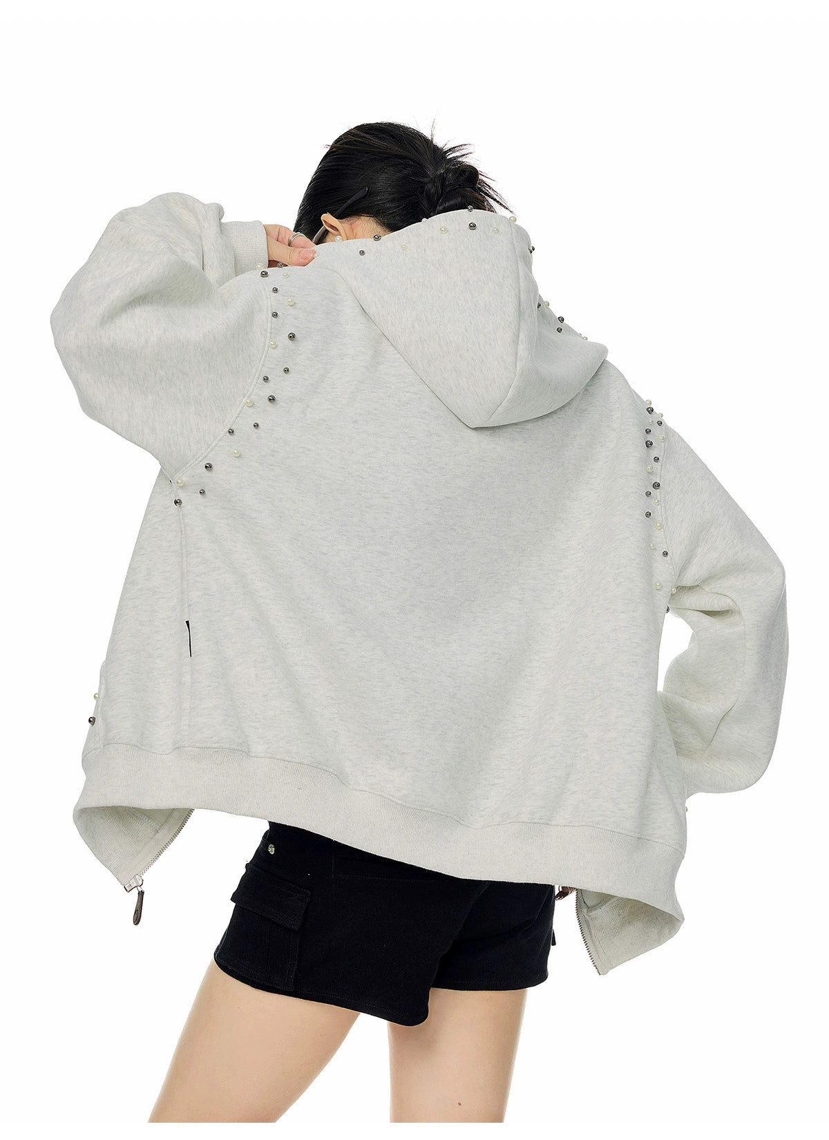 【25s Sep.】Vintage Pearl Detail Oversized Hoodie