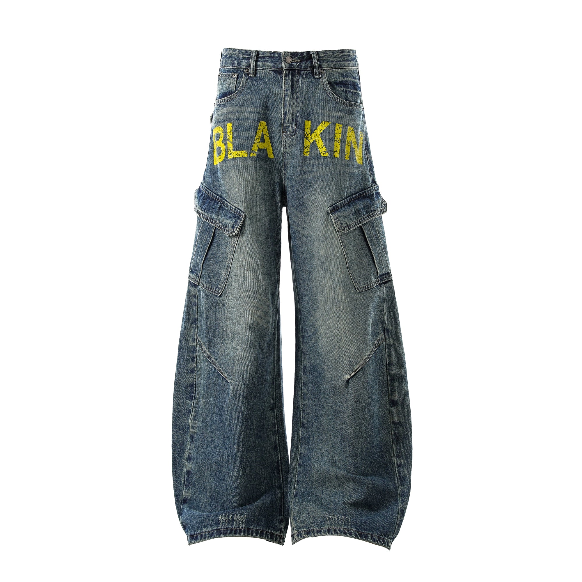 Deconstruction meets functionality in these multi-pocket denim pants. Featuring a unique cut and bold lettering, they channel SanhooStudio’s signature street-lab creativity.