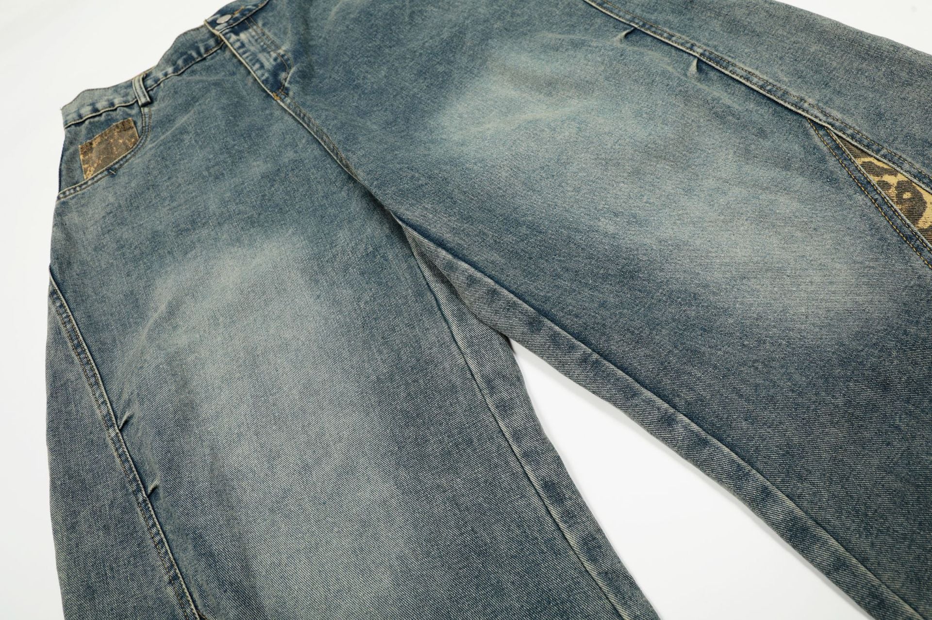 Vintage Leopard Print Washed Loose Jeans