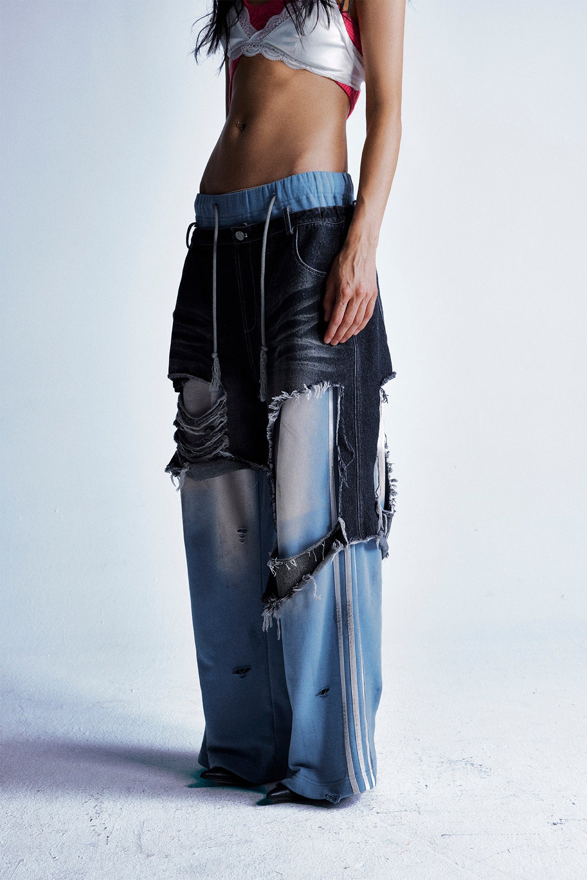 Fake Two-piece Contrast Color Stitching Ripped Jeans