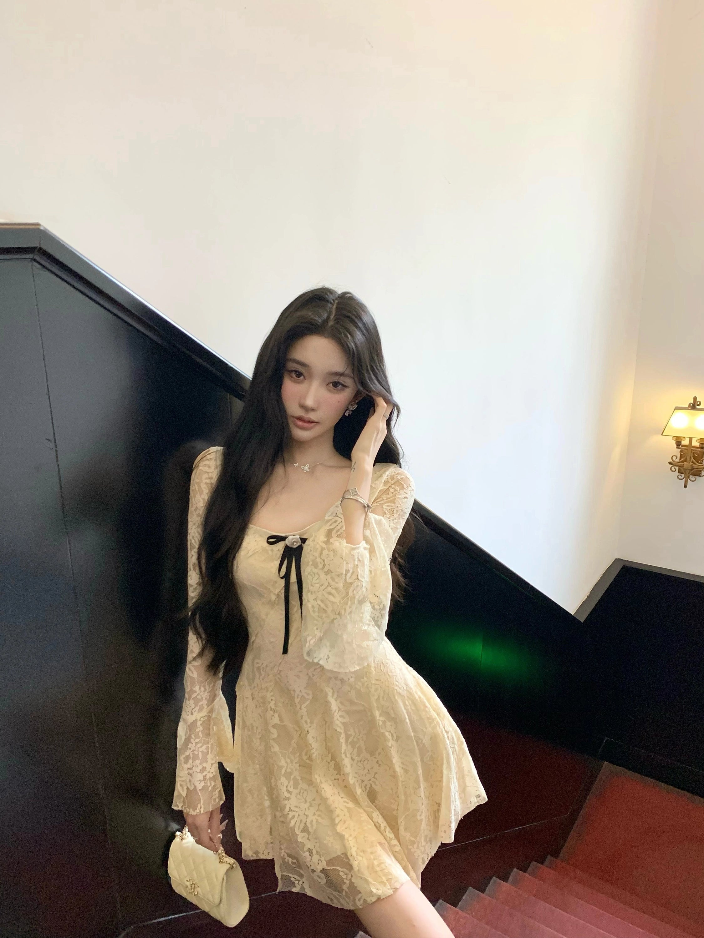 Sanhoostudio presents the Lace Bow Long Sleeve Dress, a charming piece with lace and bow accents, perfect for birthdays and autumn gatherings.