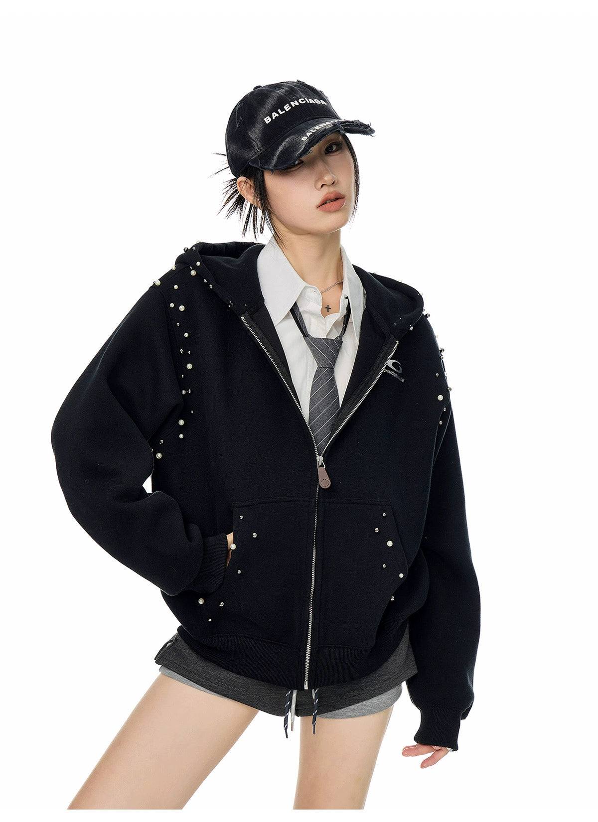 【25s Sep.】Vintage Pearl Detail Oversized Hoodie