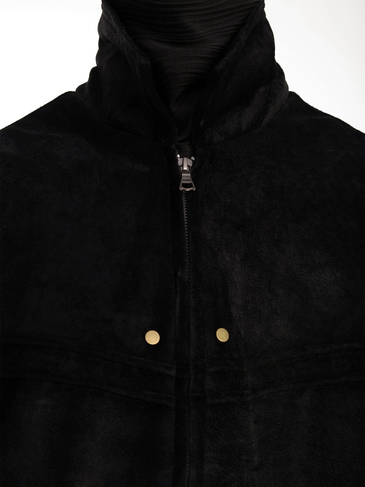 Sanhoostudio’s dark velvet-feel lapel jacket channels quiet luxury with minimalist tailoring and premium texture, perfect for refined urban streetwear.