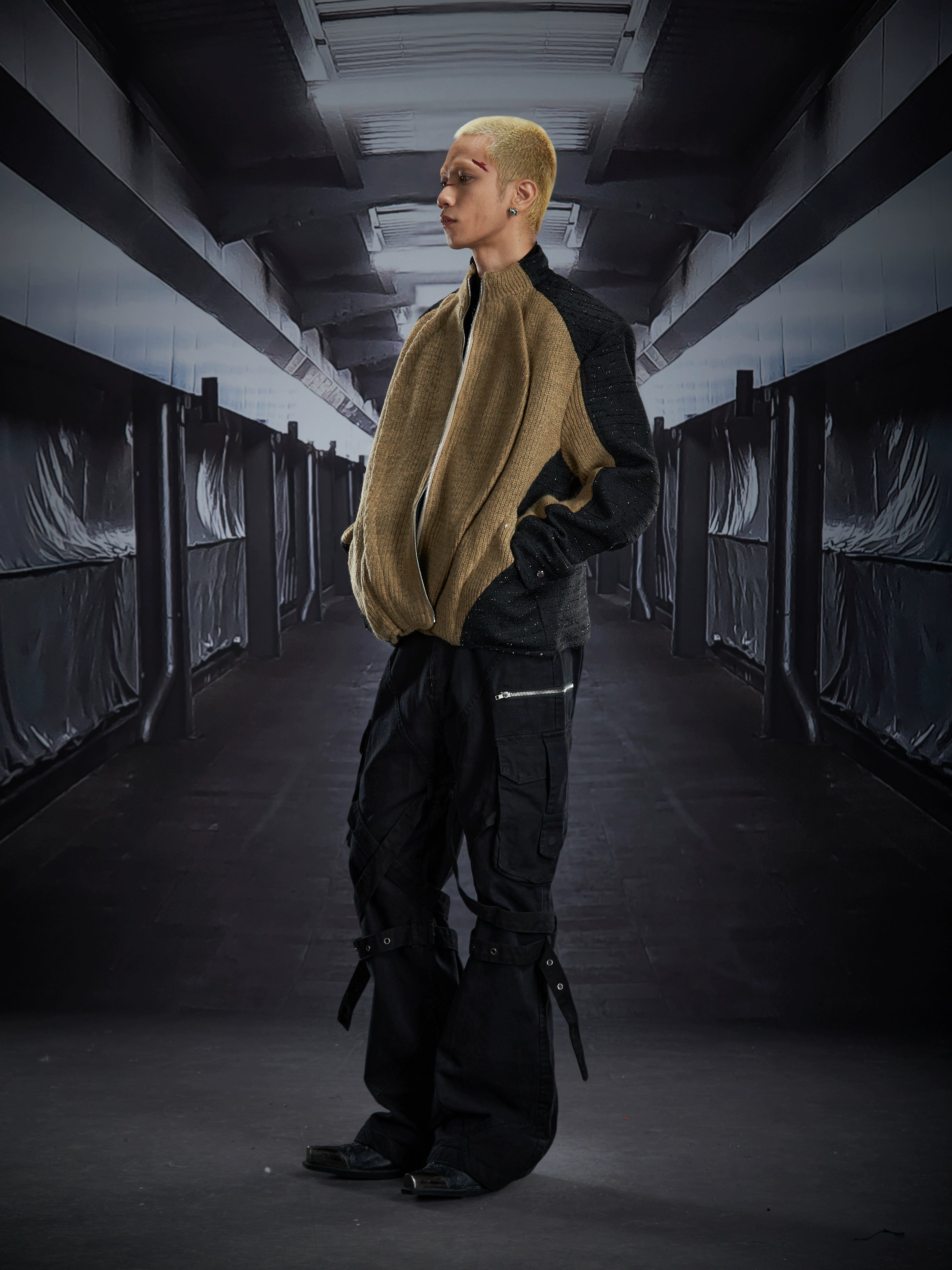 Star-Pattern Colorblock Deconstructed Puffer Jacket