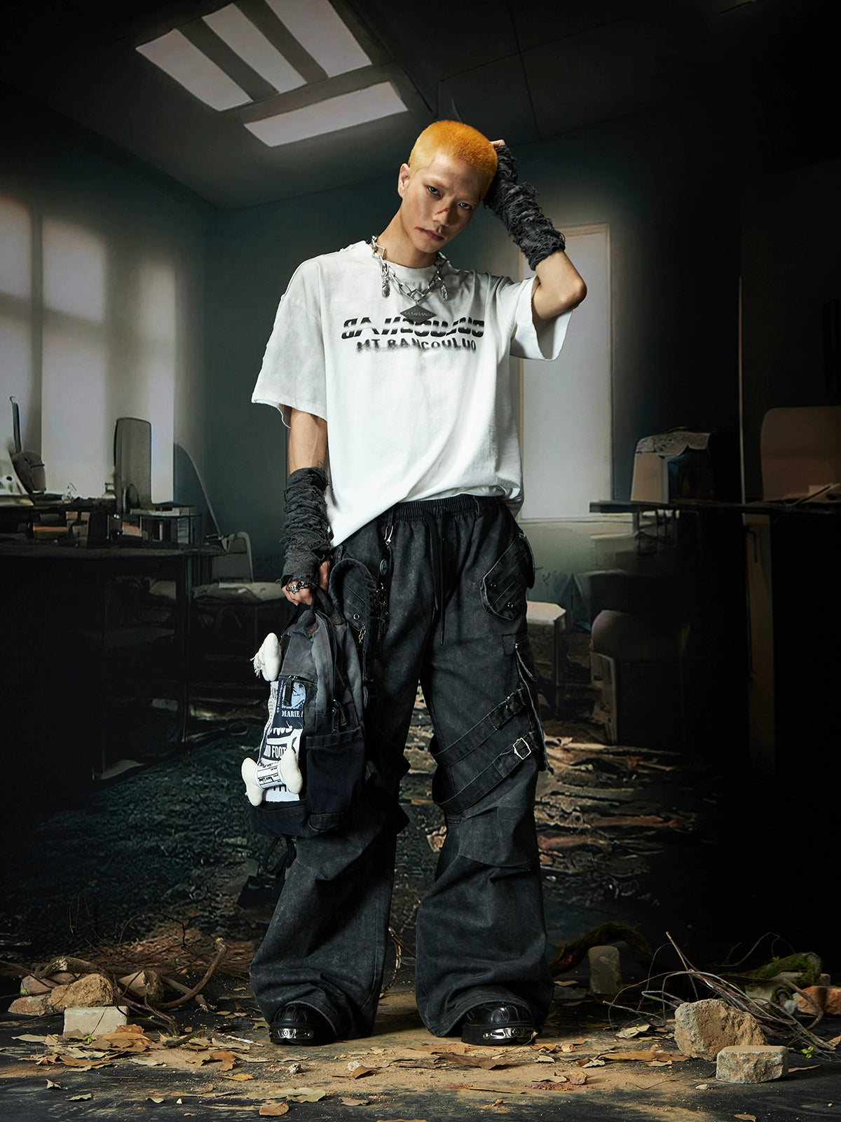 Washed Layered Pleated Multi-Pocket Utility Cargo Pants