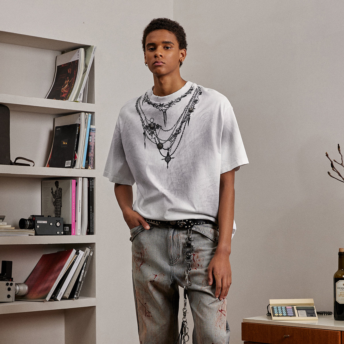 Necklace Print Studded T-shirt