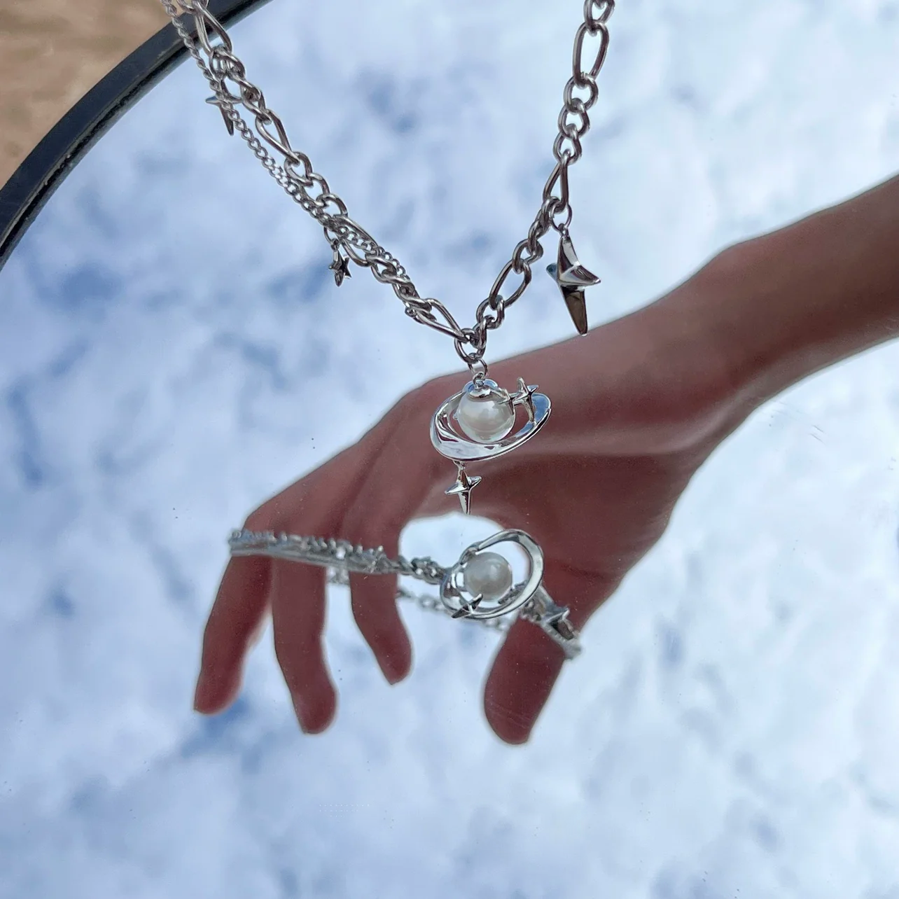 Discover the star geometric pearl layered necklace from Sanhoostudio, designed with chic pearl details and modern double chain style. Perfect for layering with streetwear or luxury outfits. Shop necklaces now at Sanhoostudio.