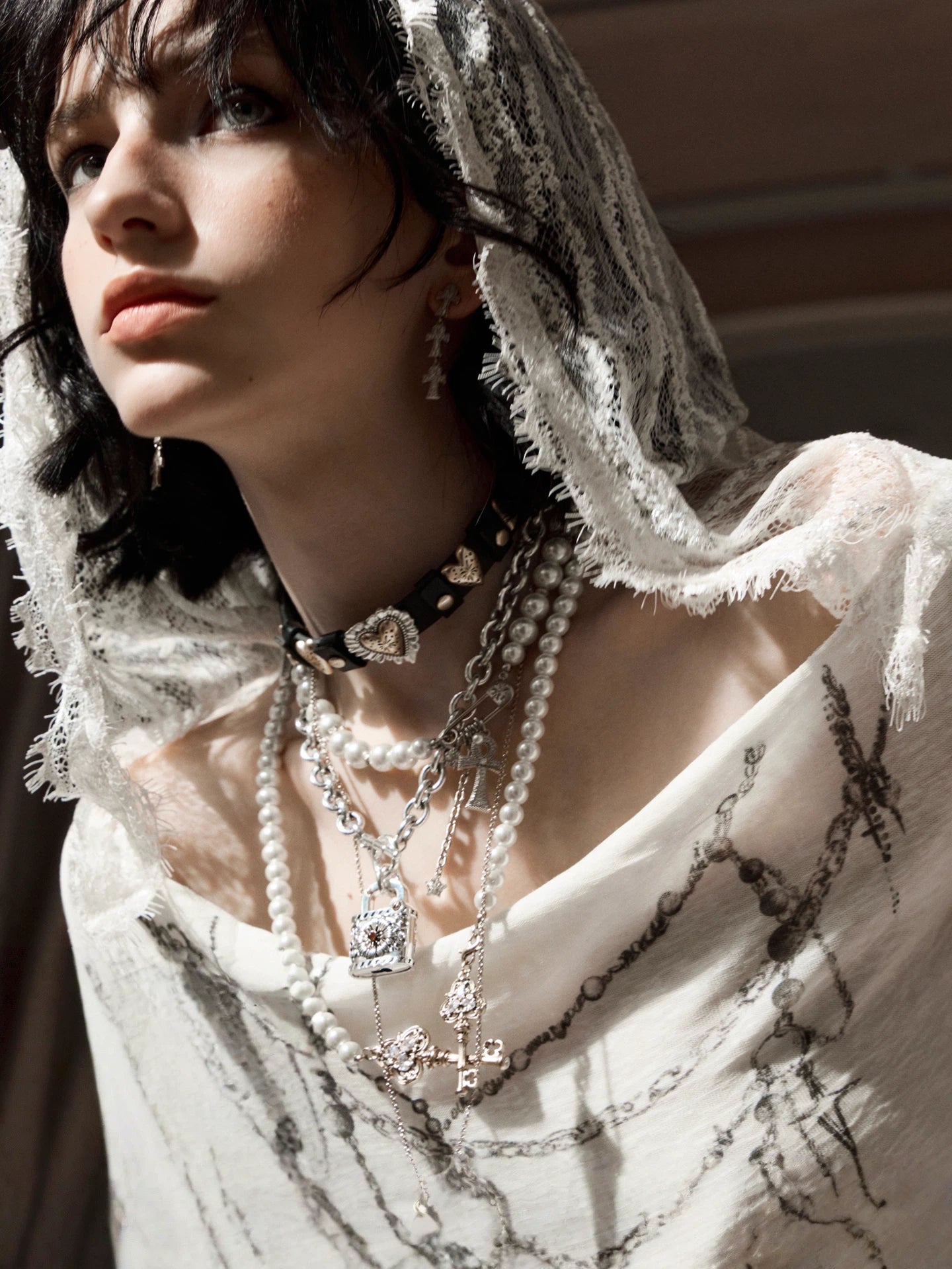 Exaggerated Daisy Lock Cuban Chain Necklace