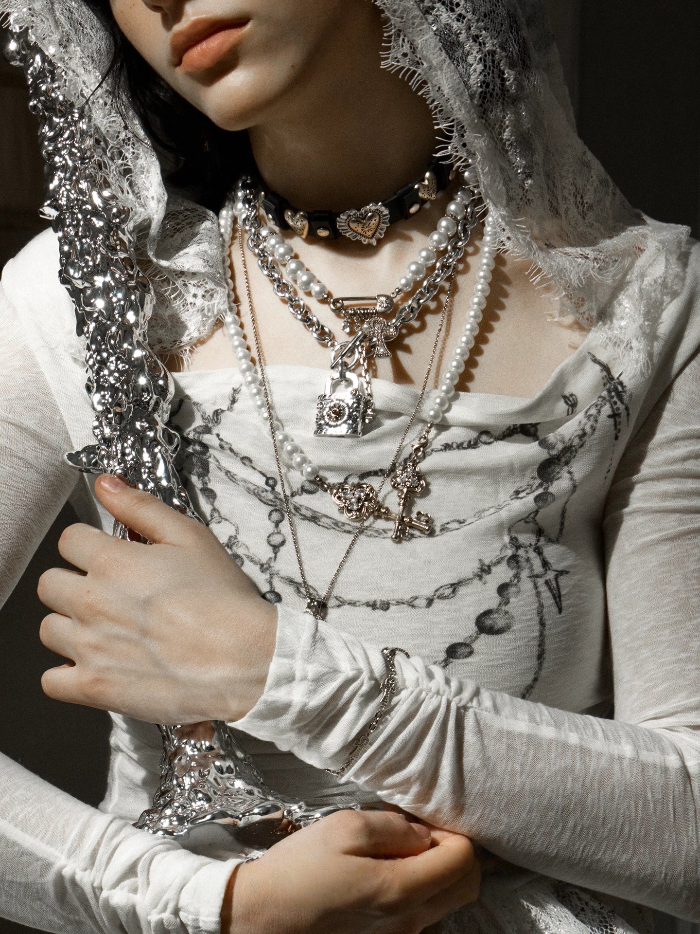 Exaggerated Daisy Lock Cuban Chain Necklace