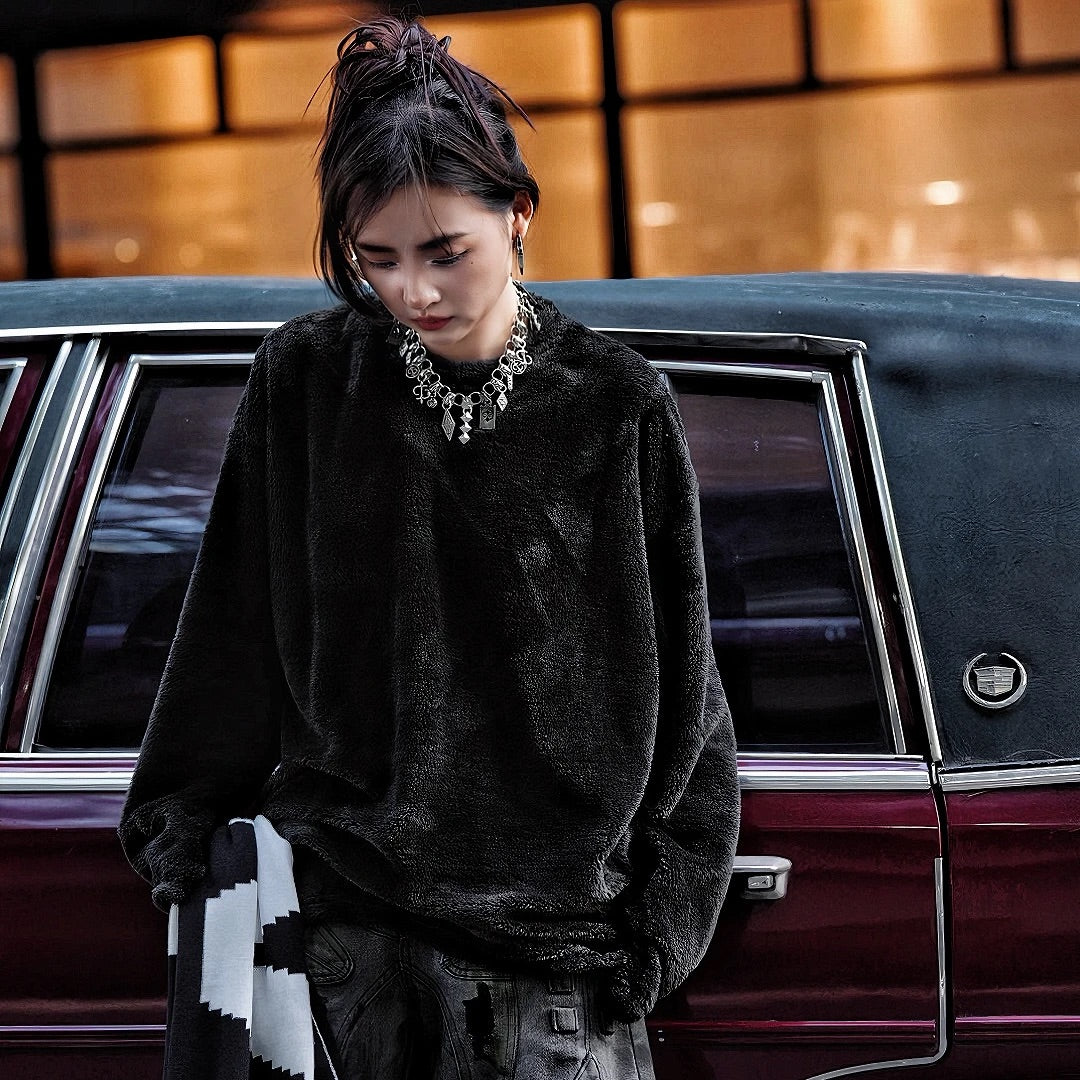 Mink-Fleece Crewneck Relaxed Solid Knit Sweater