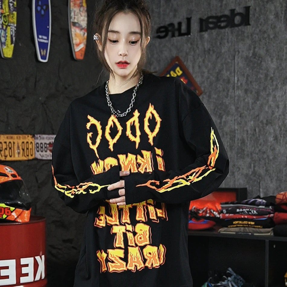 A moto-style street dance set featuring bold lines and dynamic movement design. Perfect for performance, hip-hop styling, or daily street looks.