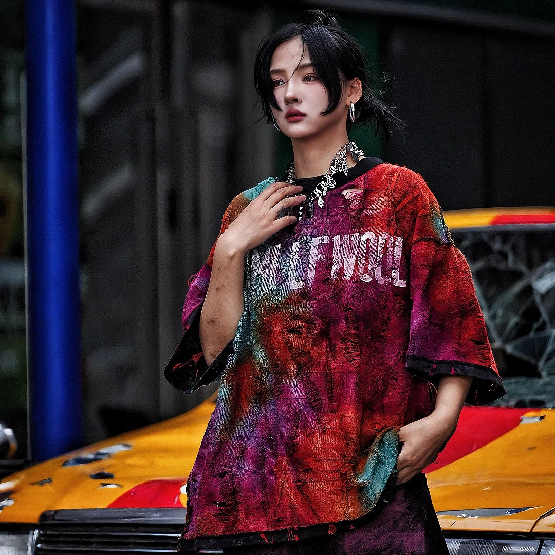 Sanhoostudio reversible short sleeve T-shirt featuring dual-side graphic print design and relaxed fit silhouette. Perfect for versatile streetwear styling with breathable fabric and everyday comfort.
