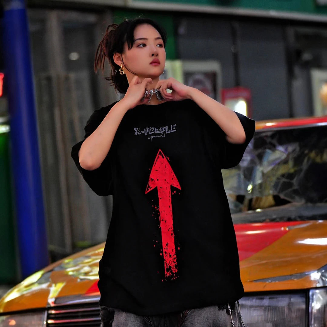 Sanhoostudio short sleeve T-shirt featuring arrow-inspired spray print graphics and a relaxed oversized fit. Designed for summer streetwear styling with breathable comfort and bold visual character.