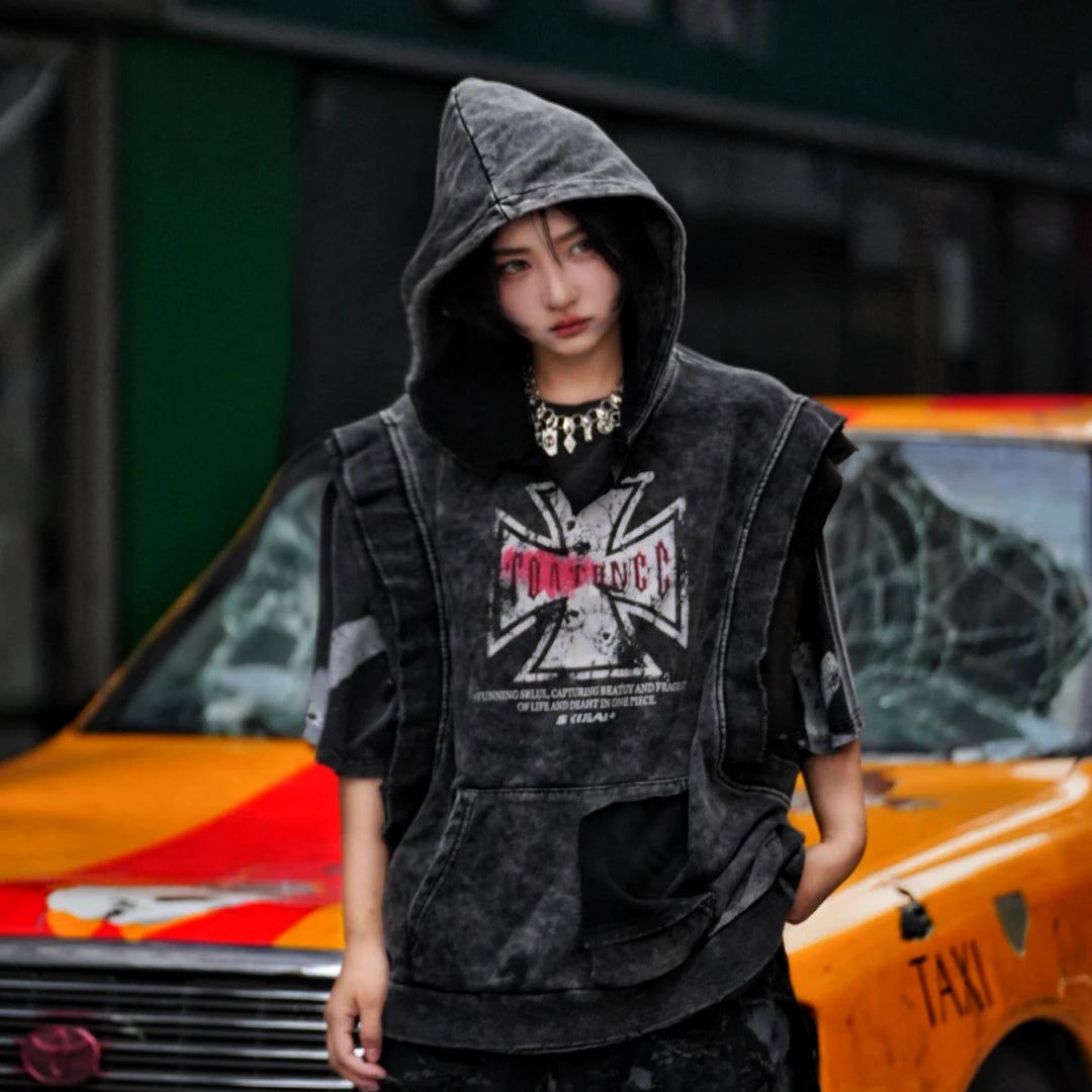 Sanhoostudio hooded T-shirt featuring all-over graffiti artwork, heavyweight fabric construction, and a relaxed oversized silhouette. Built for contemporary streetwear outfits with bold visual expression and everyday comfort.