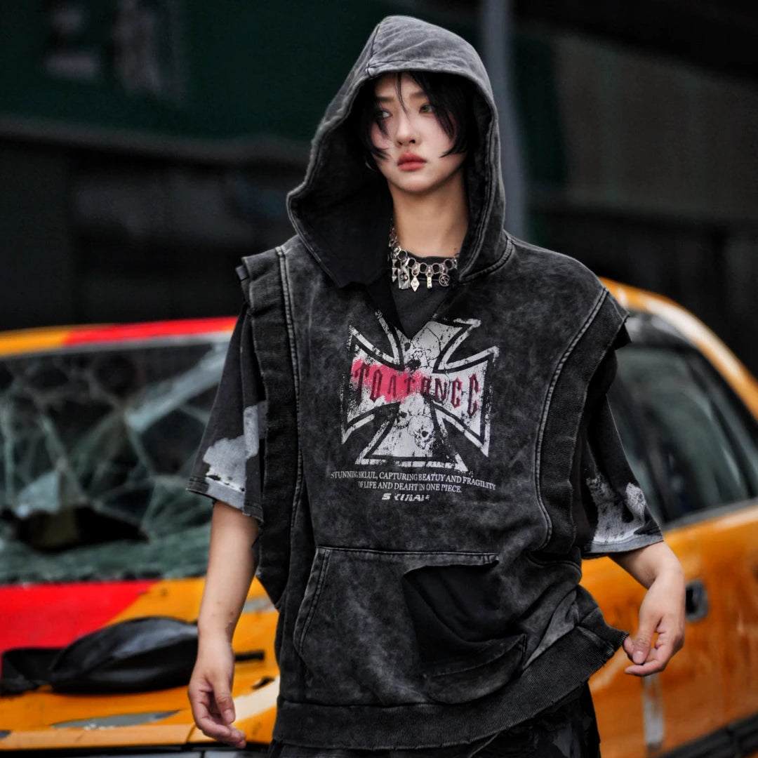 Sanhoostudio hooded T-shirt featuring all-over graffiti artwork, heavyweight fabric construction, and a relaxed oversized silhouette. Built for contemporary streetwear outfits with bold visual expression and everyday comfort.