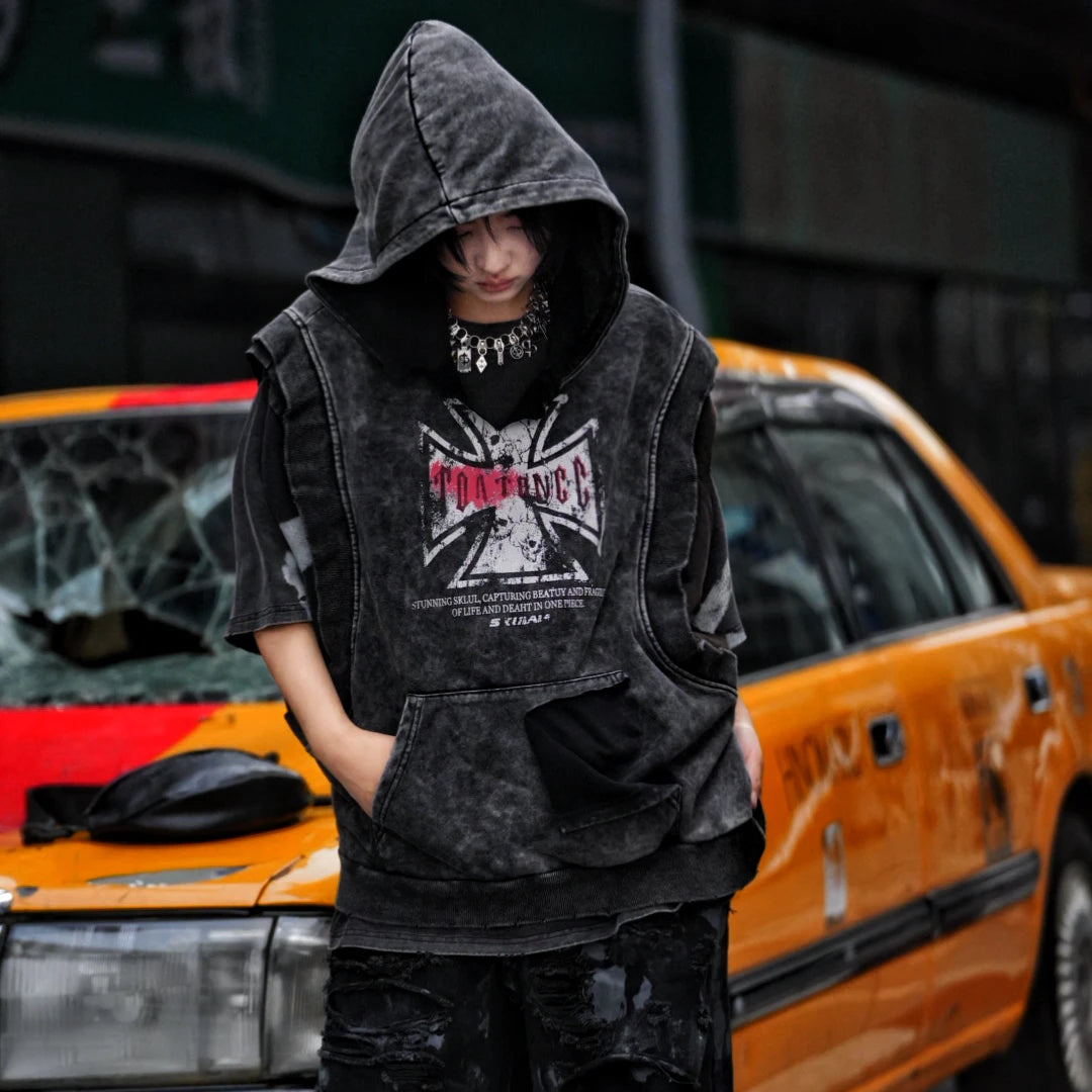 Sanhoostudio hooded T-shirt featuring all-over graffiti artwork, heavyweight fabric construction, and a relaxed oversized silhouette. Built for contemporary streetwear outfits with bold visual expression and everyday comfort.