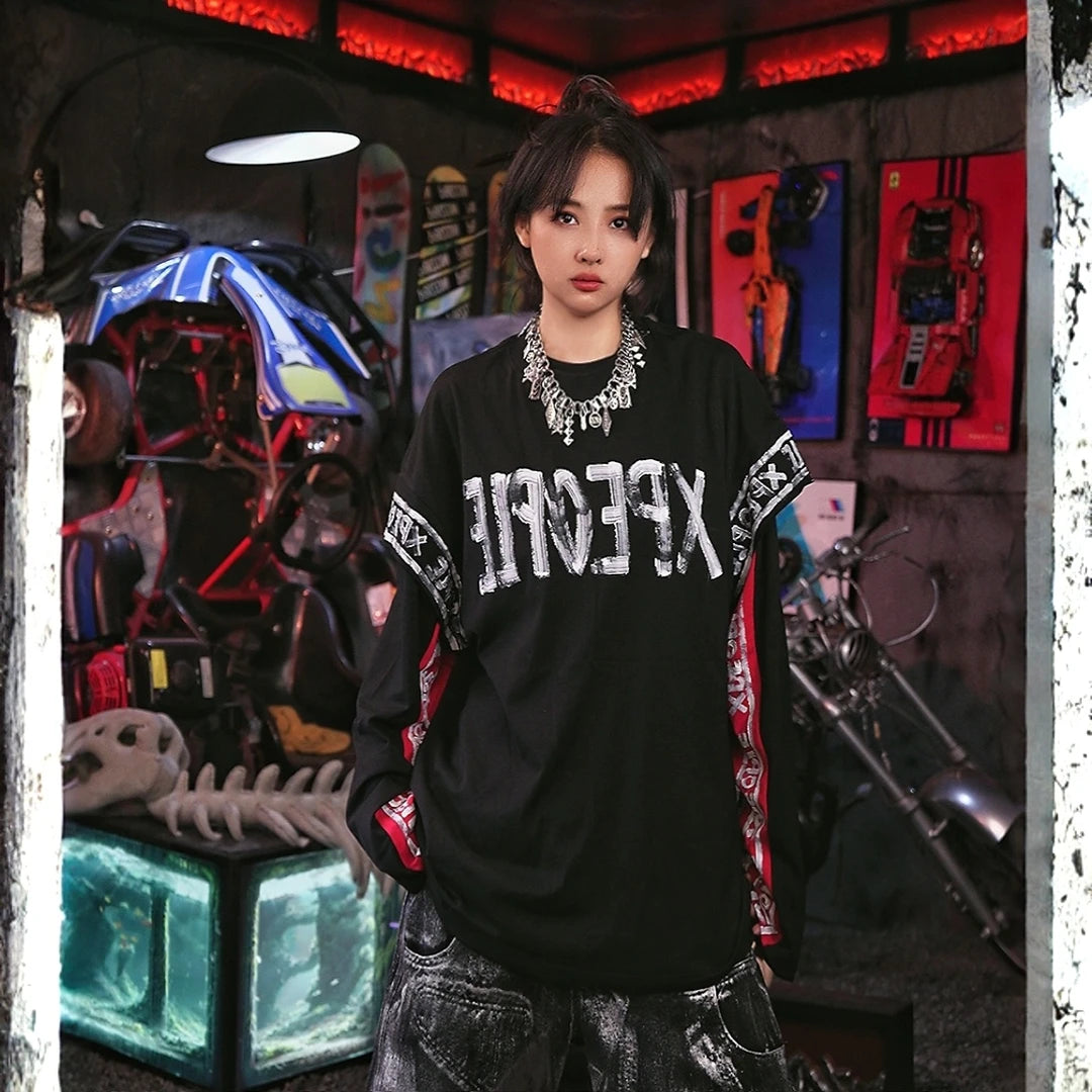 Sanhoostudio short sleeve T-shirt featuring hand-painted artwork, contrast patchwork detailing, and a relaxed oversized silhouette. Designed for bold high-street styling with expressive visual texture, breathable everyday comfort, and a distinctive hip-hop inspired streetwear aesthetic.