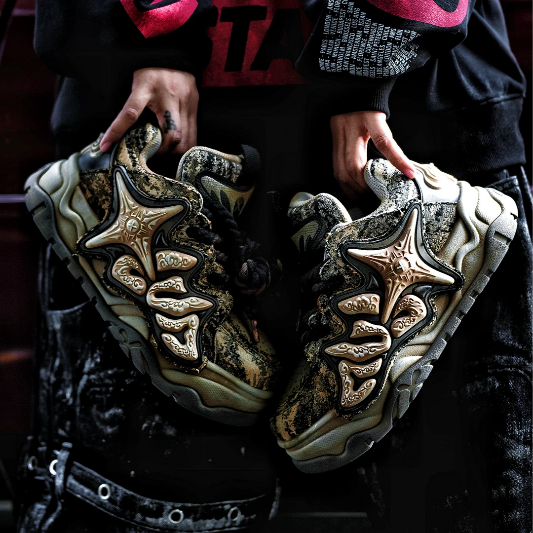 Sanhoostudio dad sneakers featuring oracle-inspired graphic detailing, a chunky 8 cm platform sole, and a bold layered silhouette. Designed for contemporary streetwear styling with enhanced height, comfortable everyday wear, and distinctive visual character.