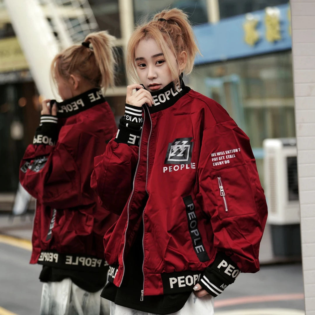 Sanhoostudio casual jacket featuring vintage American sportswear inspiration, a relaxed silhouette, and versatile everyday styling. Designed for fall and winter streetwear outfits with comfortable layering, classic athletic character, timeless casual appeal, and effortless unisex fashion.