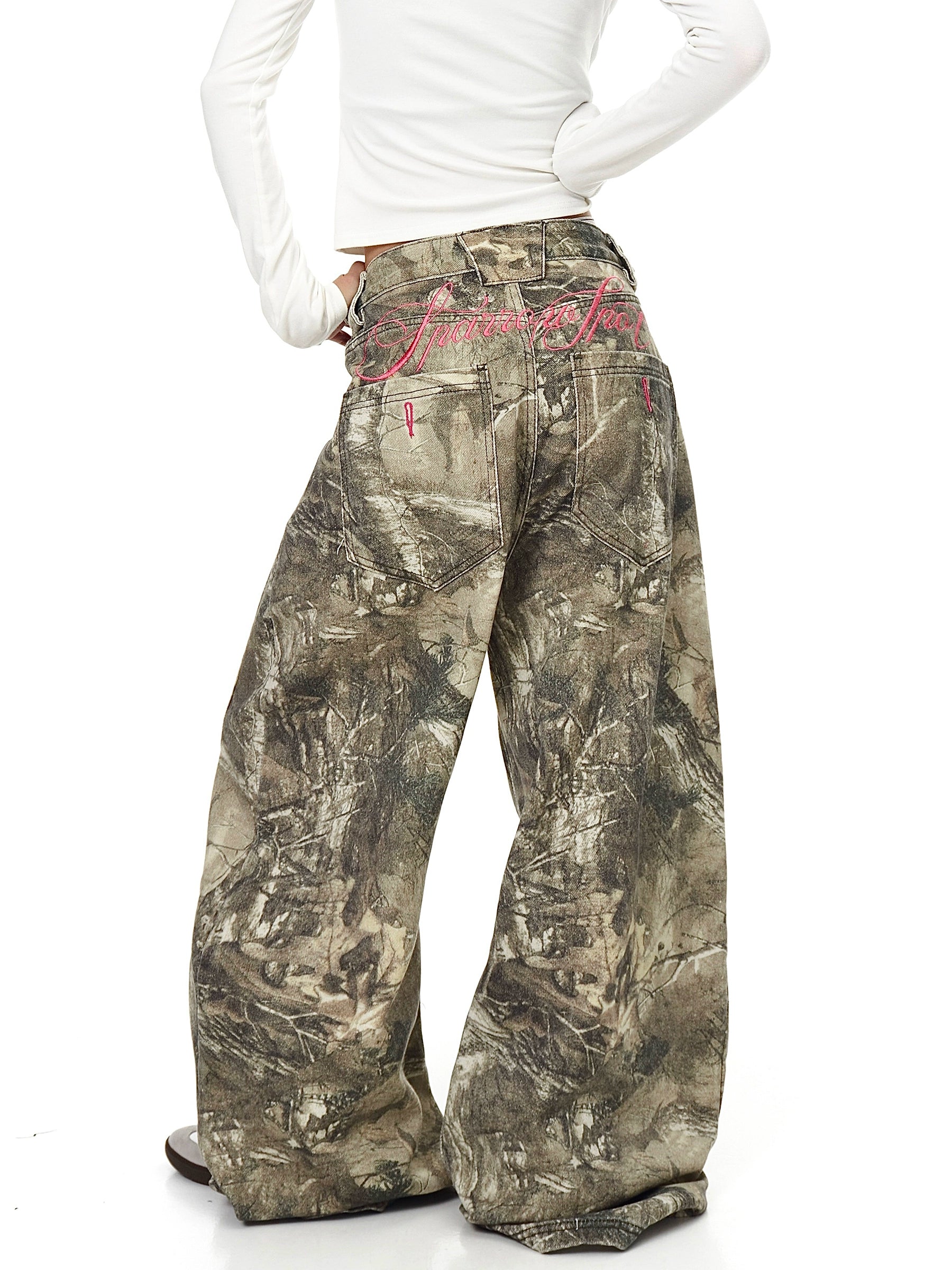 Letter Embroidered Branch Camo Denim Pants