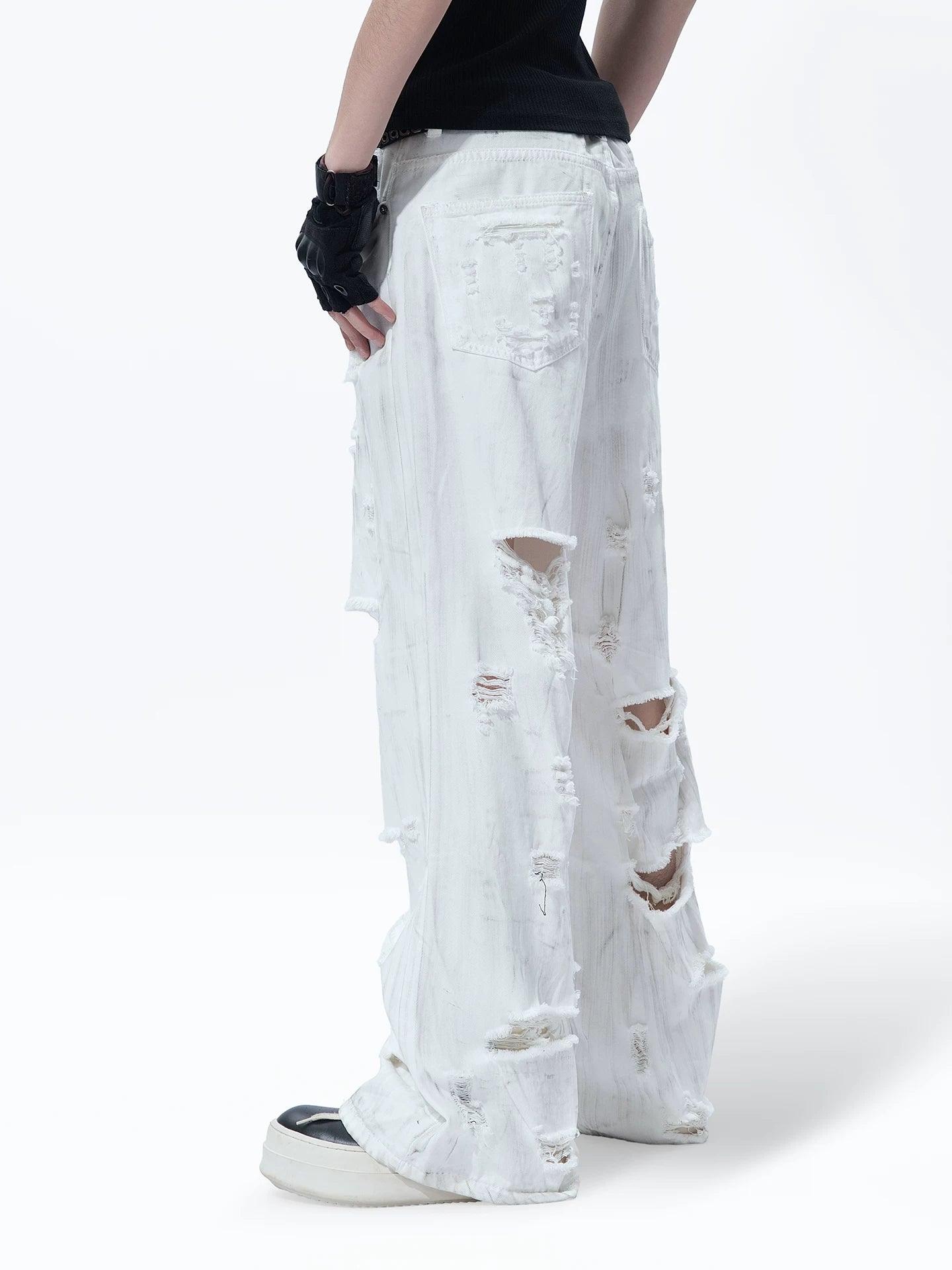 Sanhoostudio Distressed White Wide Denim Pants