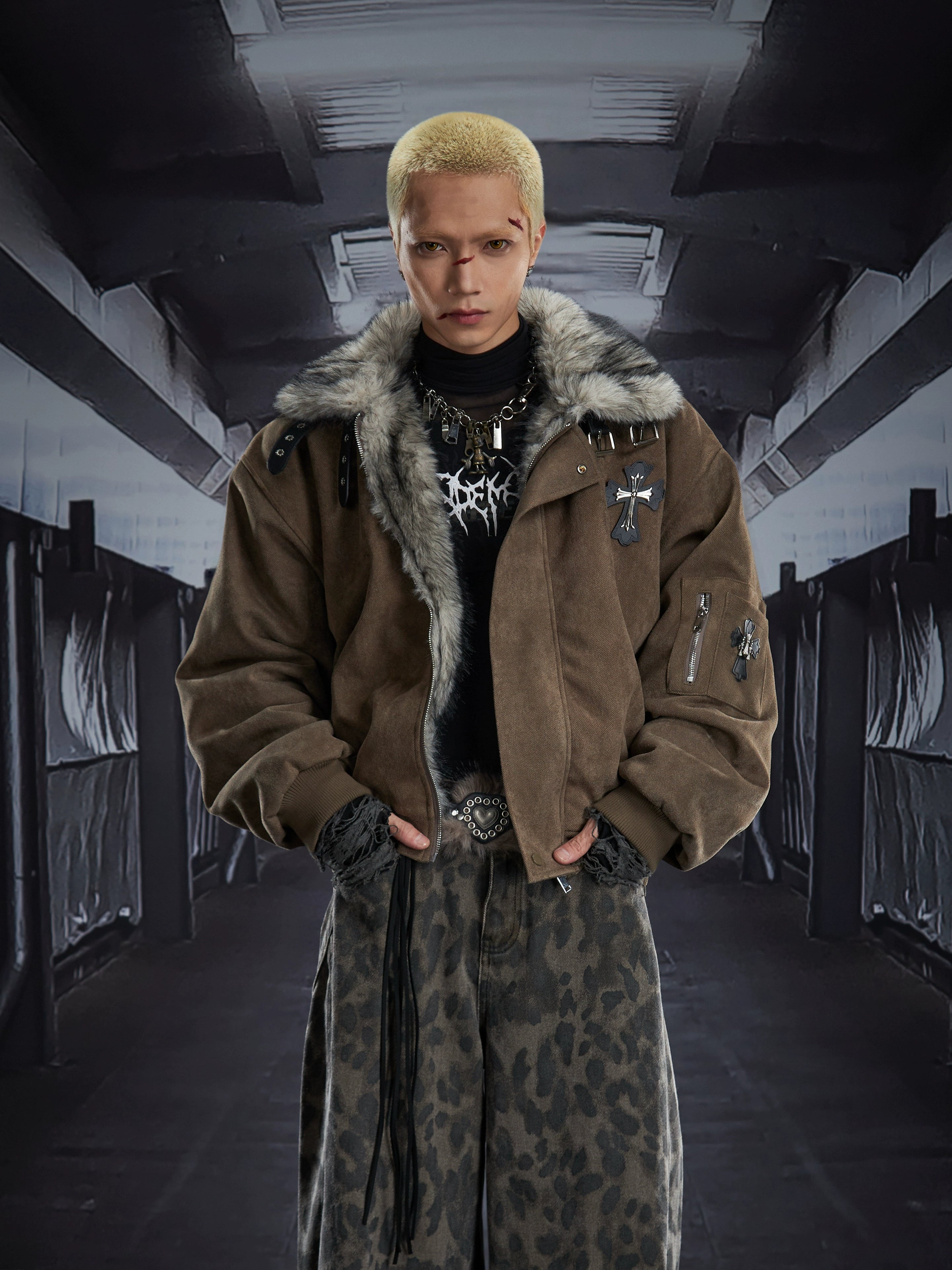 Dark Heavy-Duty Belted Stand Collar Short Puffer Jacket