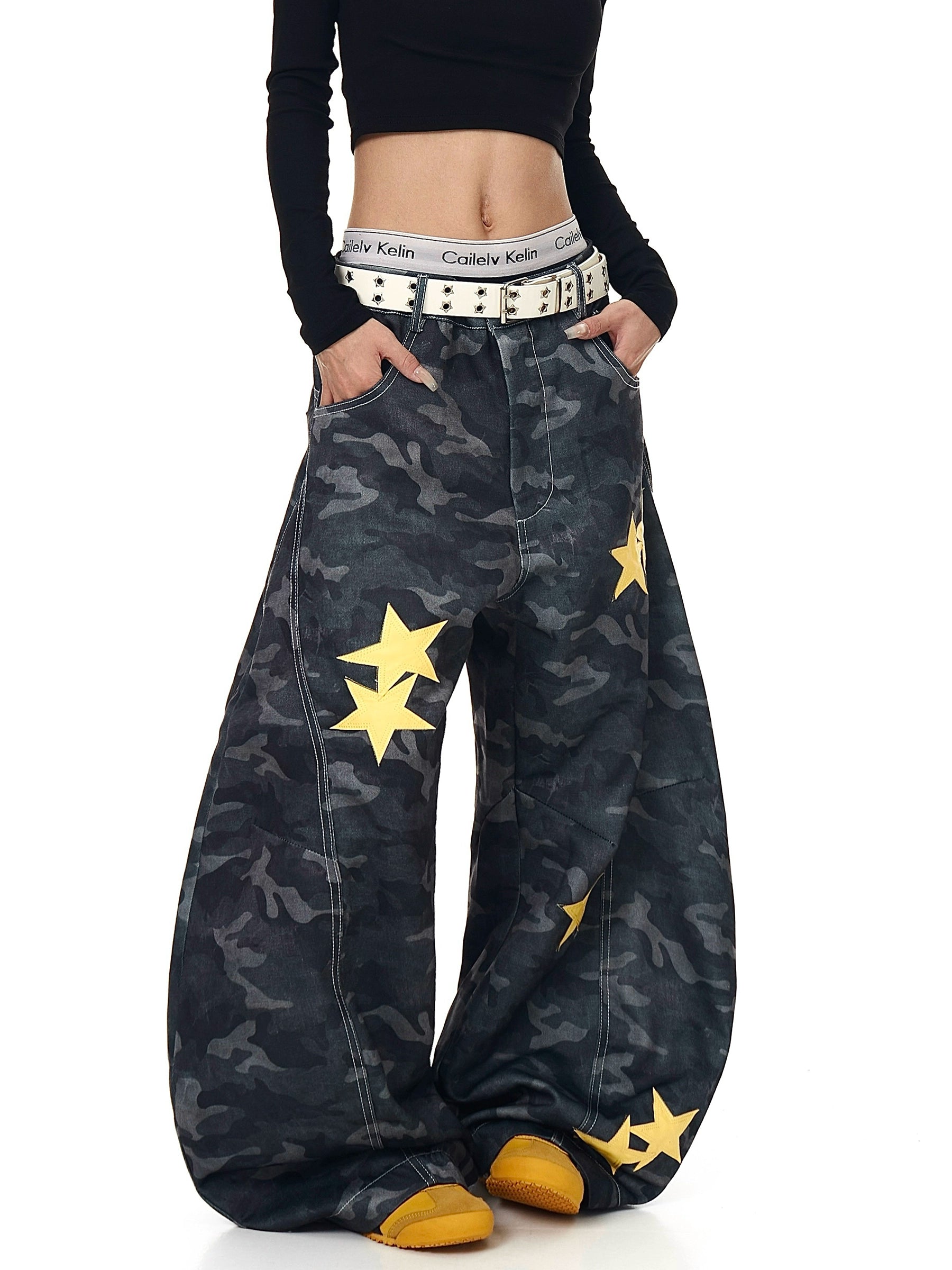 Star Appliqué Embroidered Camo Wide-Leg Pants