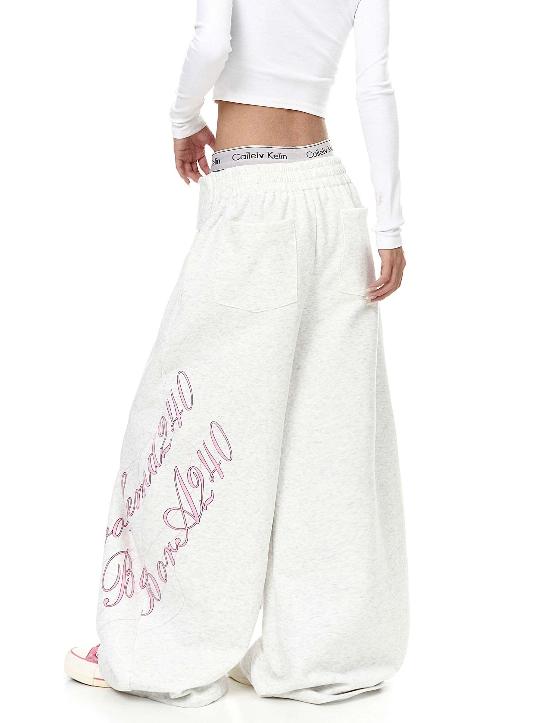 Flame Print Lace-Up Curved Sweatpants