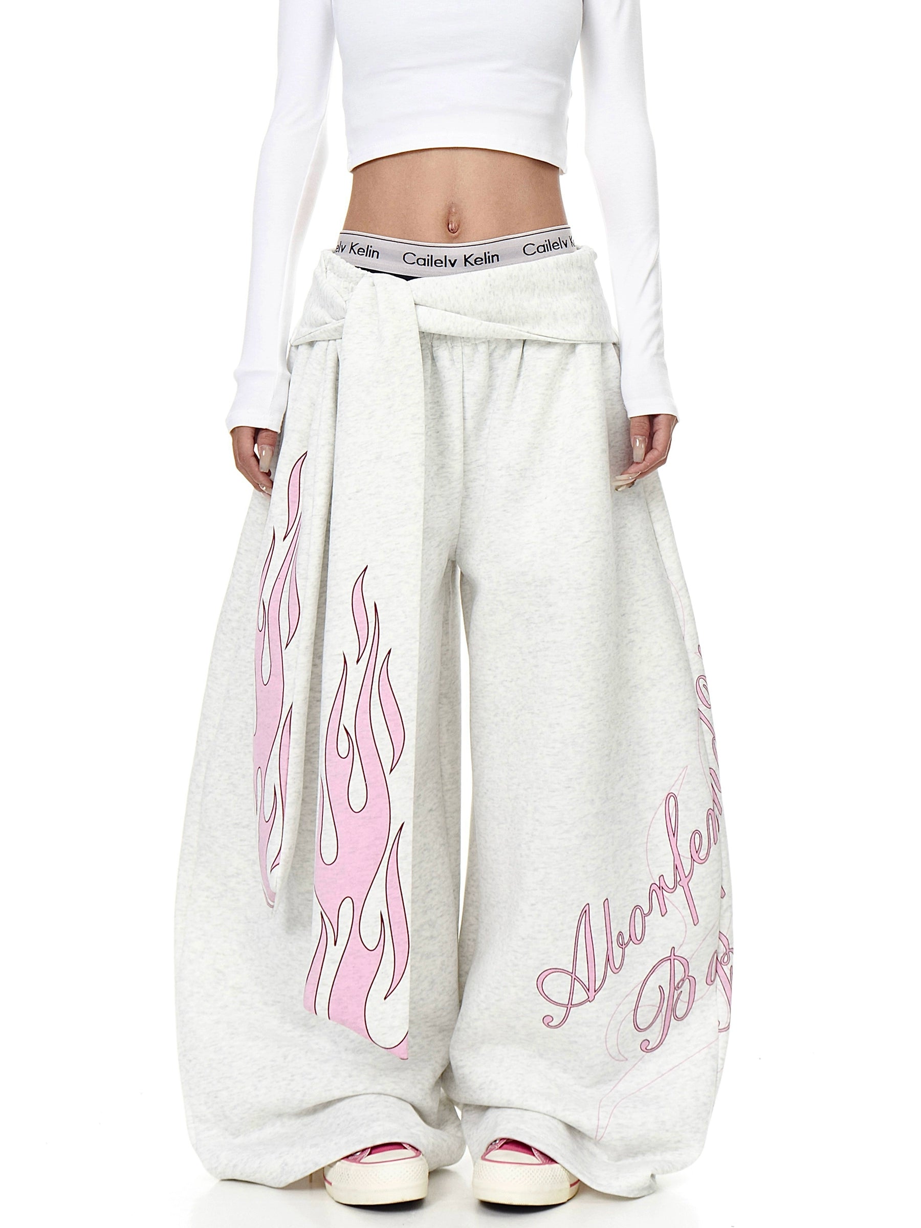 Flame Print Lace-Up Curved Sweatpants