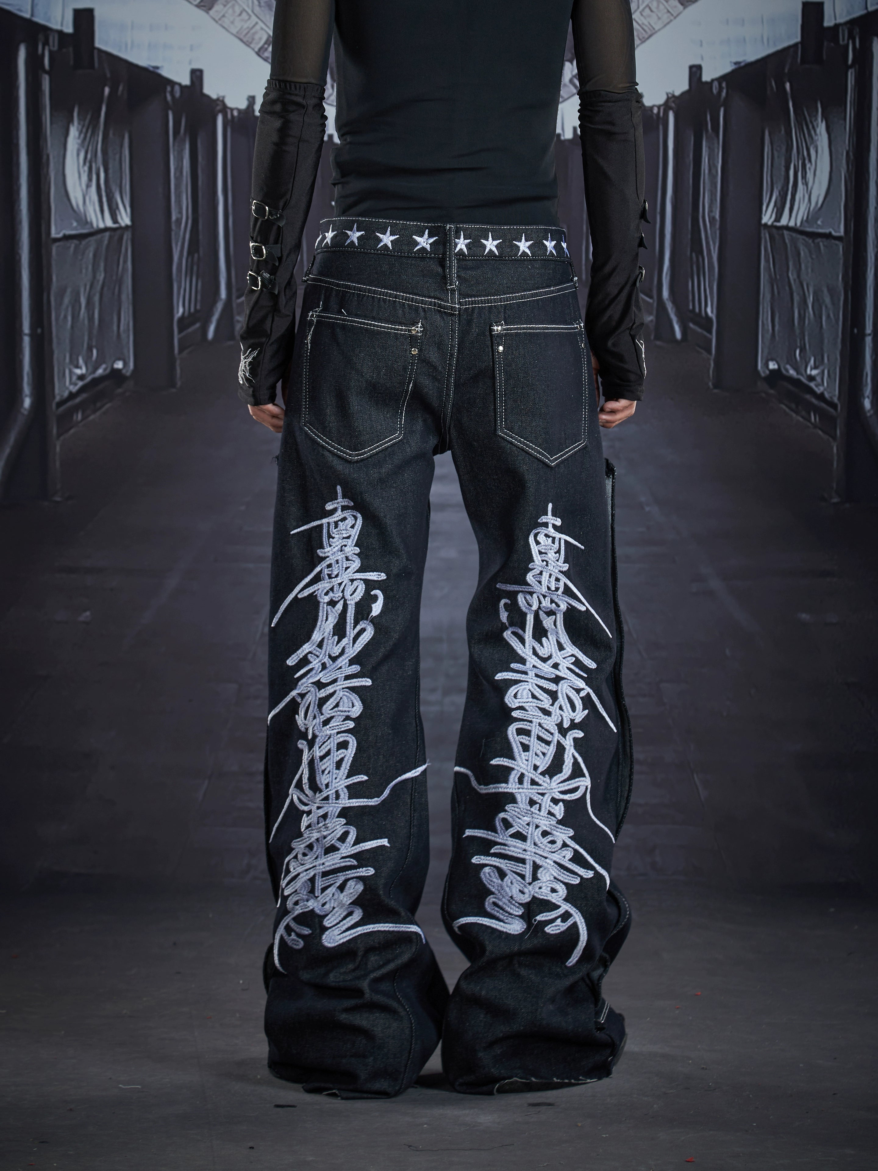 Y2K Low-Waist Embroidered Straight-Leg Fleece Jeans