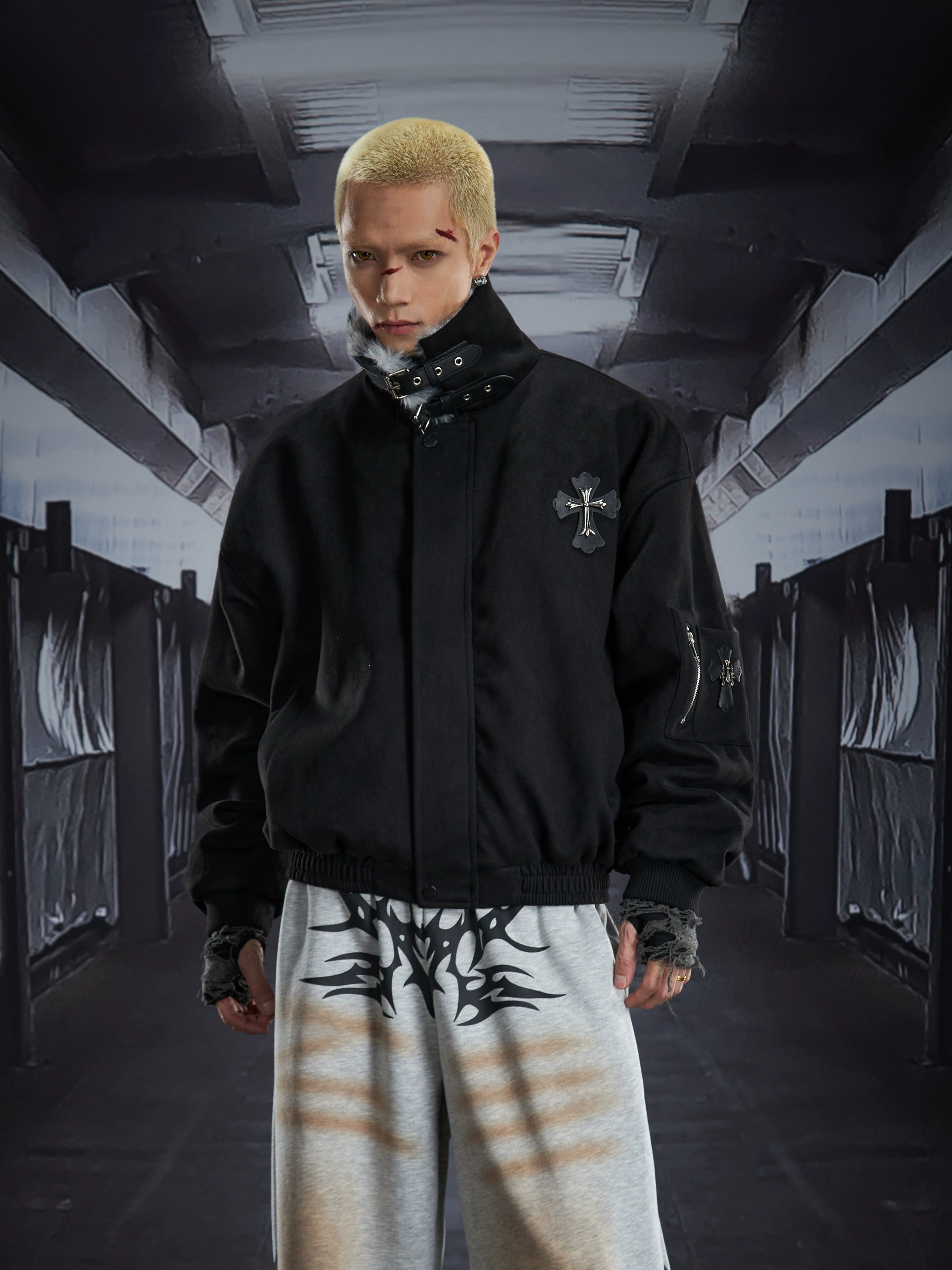 Dark Heavy-Duty Belted Stand Collar Short Puffer Jacket