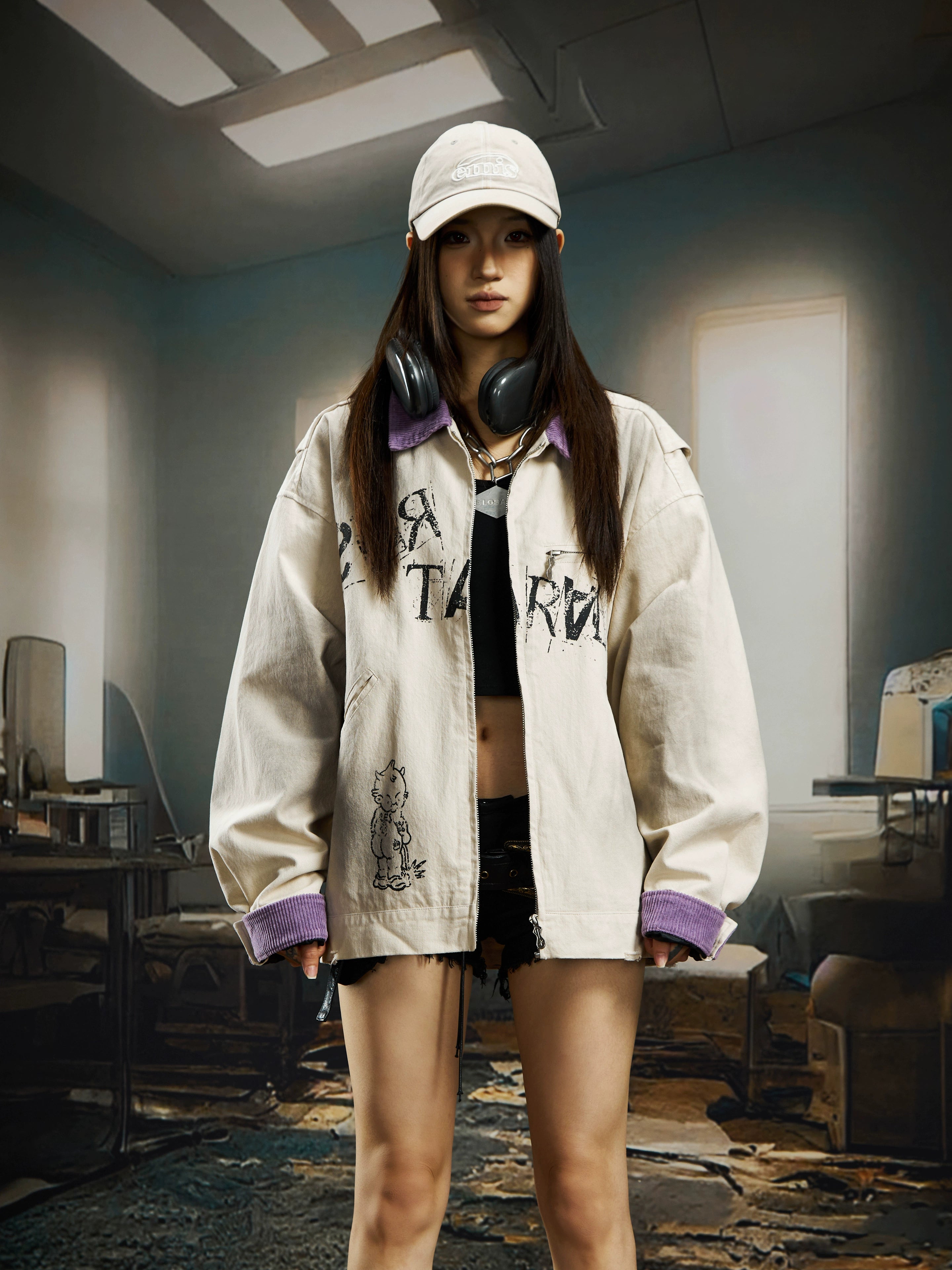 Washed Purple Denim Jacket with Badge Decoration