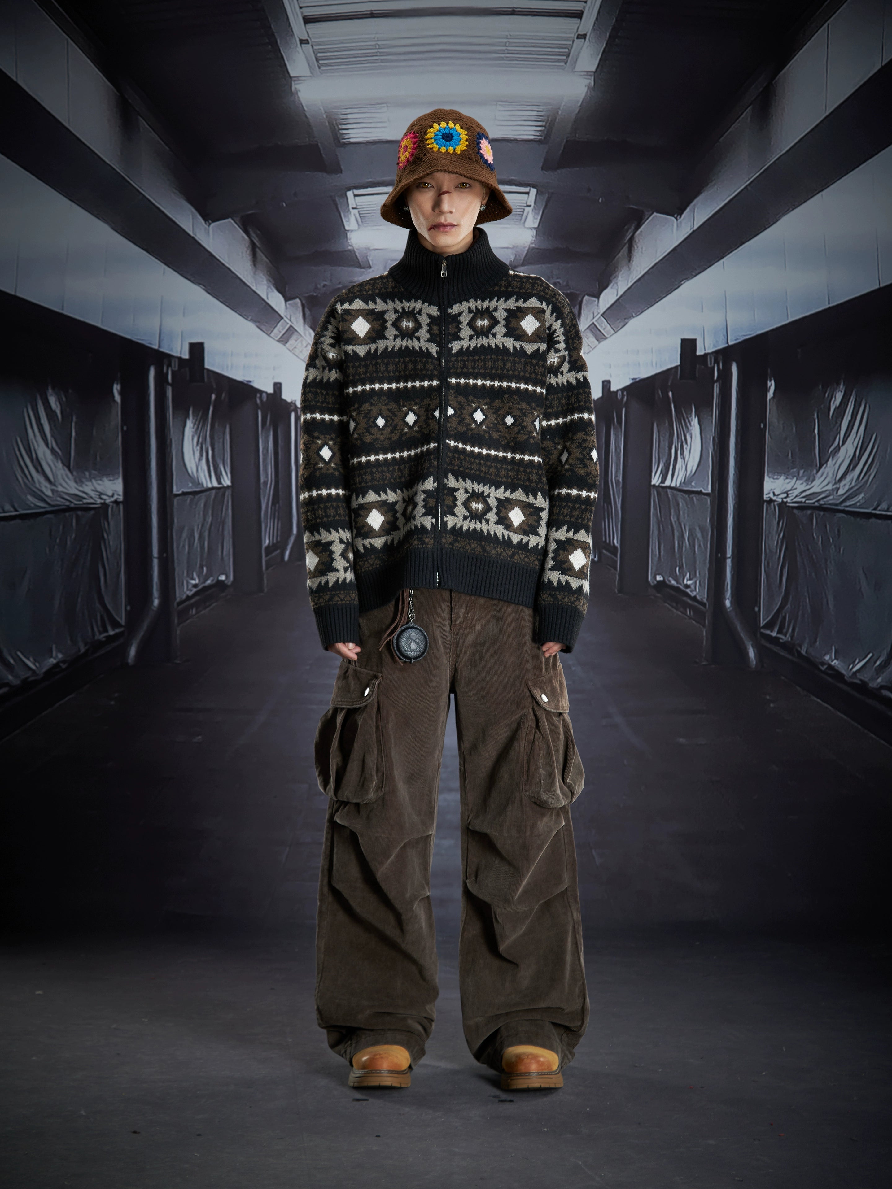 A relaxed stand-collar zip-up knit sweater offering soft warmth and a calm, effortless vibe. A cozy Sanhoostudio staple for autumn and winter.