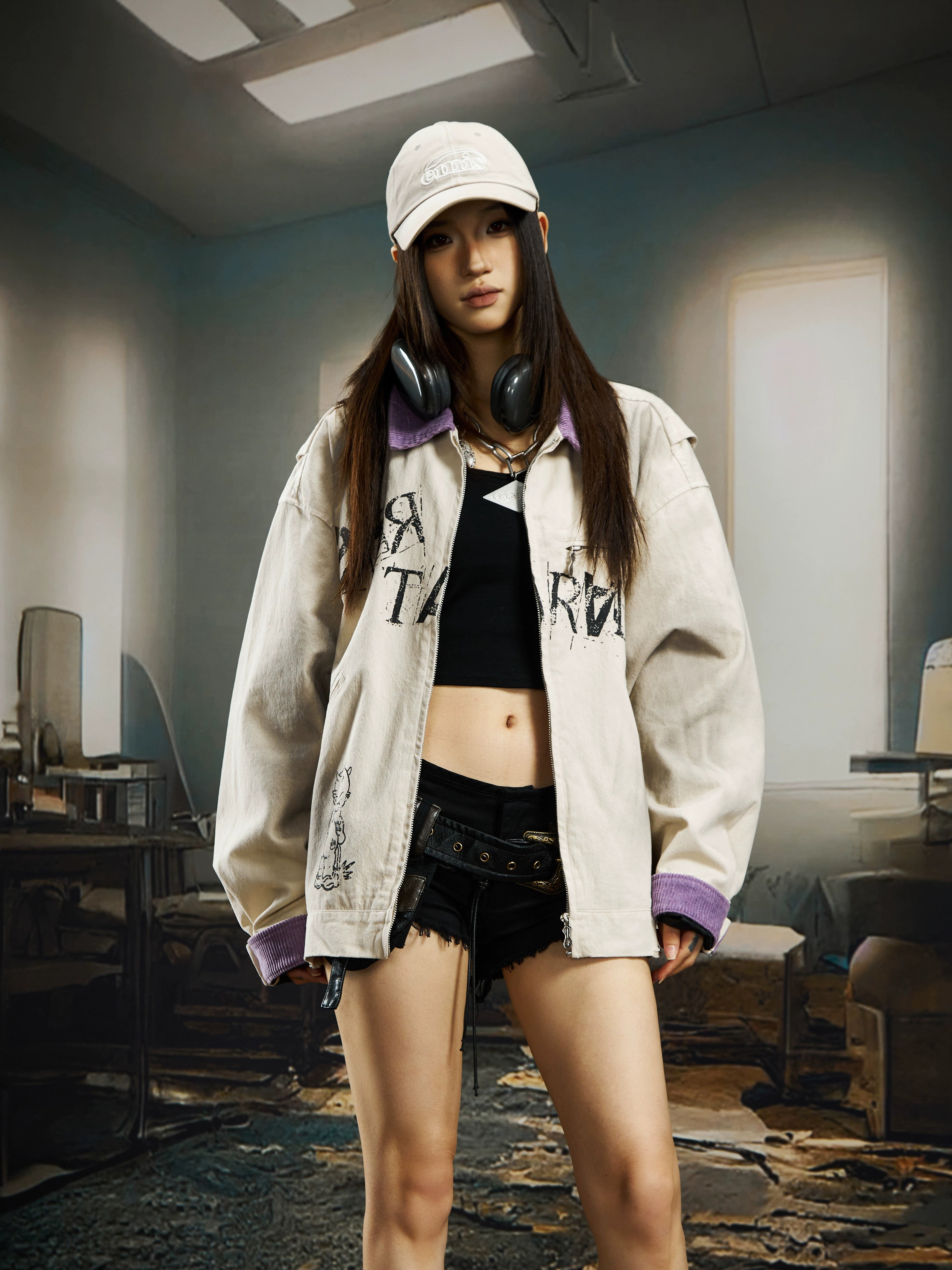 Washed Purple Denim Jacket with Badge Decoration