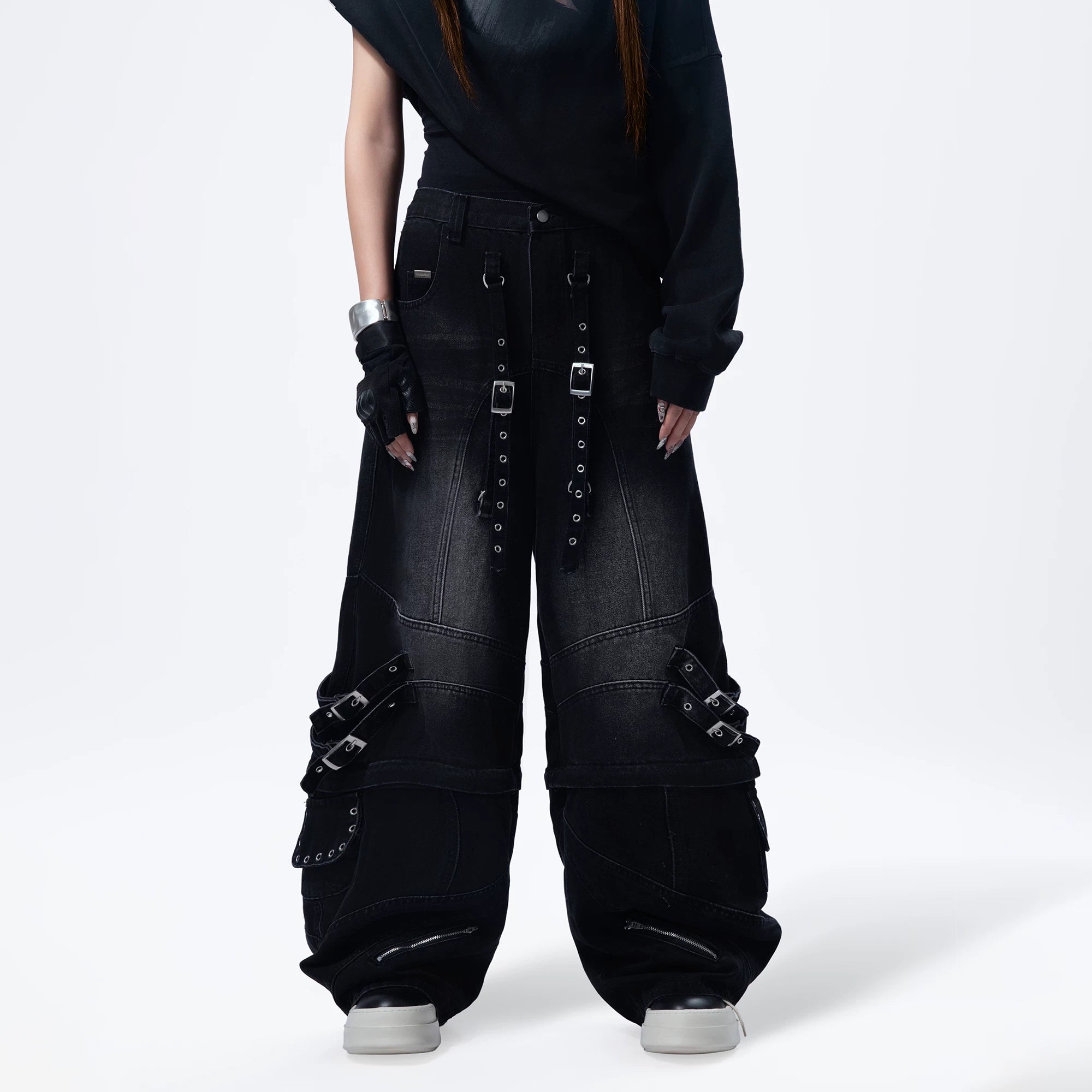 Sanhoostudio Detachable Strap Denim Pants