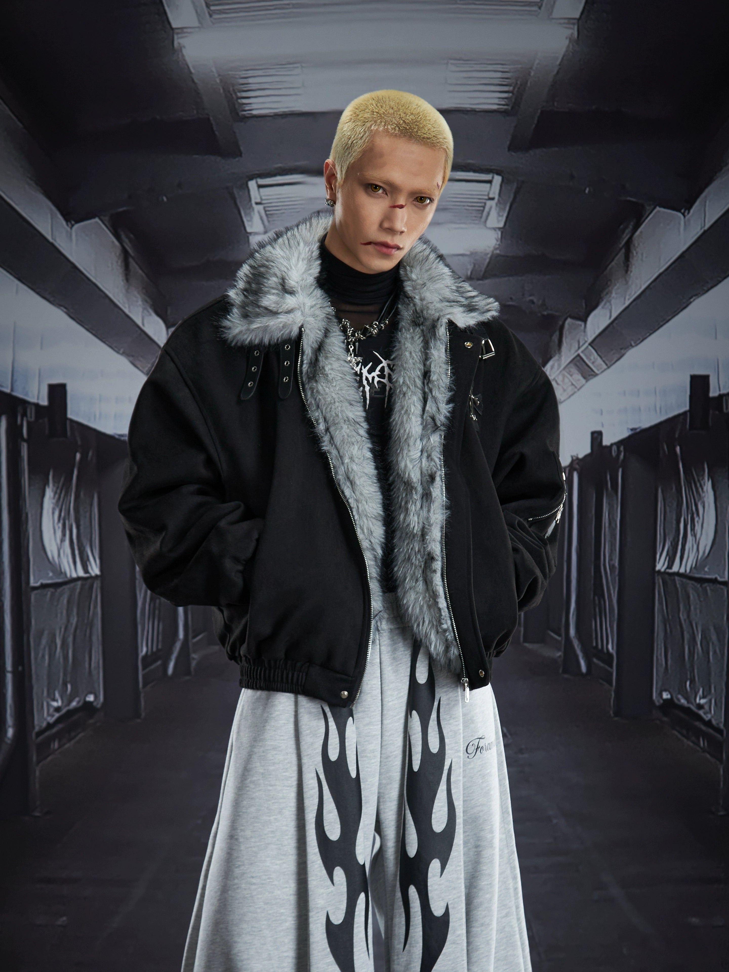 Dark Heavy-Duty Belted Stand Collar Short Puffer Jacket